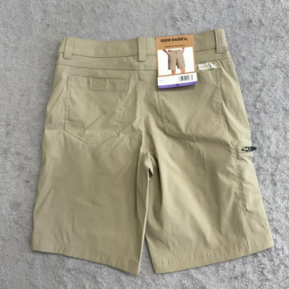 NEW Eddie Bauer Men's Size 30 Rainier 10